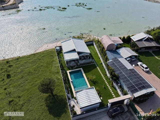 Menderes, İzmir içerisinde satılık Villa
