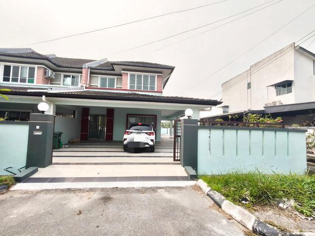 Terraced House for rent in Kuching, Sarawak