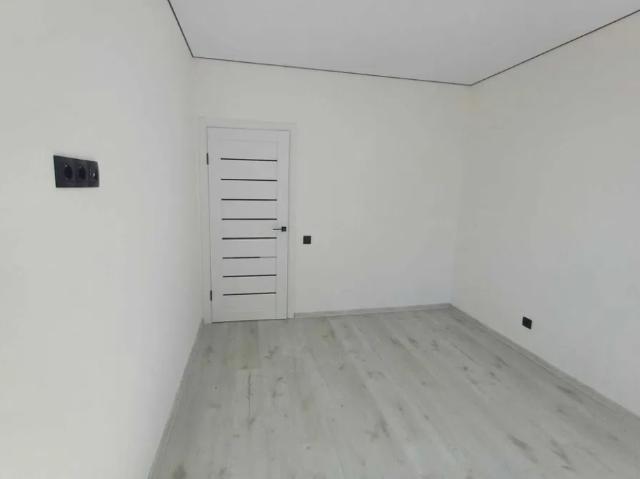 Квартира продажа в Великодолинском, Днепропетровской области