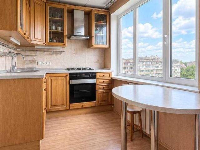 Квартира продажа в Романкове