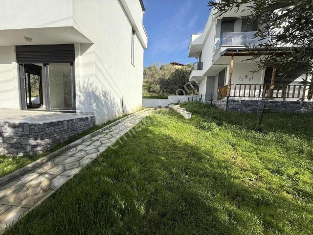 Karaağaç, Gömeç içerisinde satılık Villa