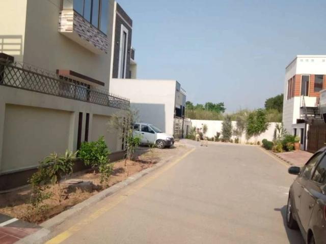 Land for sale in موہڑہ نور, زون ۴