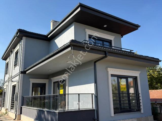 Hatıp Mahallesi, Meram içerisinde satılık Villa