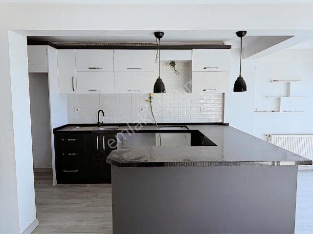 Tire, İzmir içerisinde satılık mülk