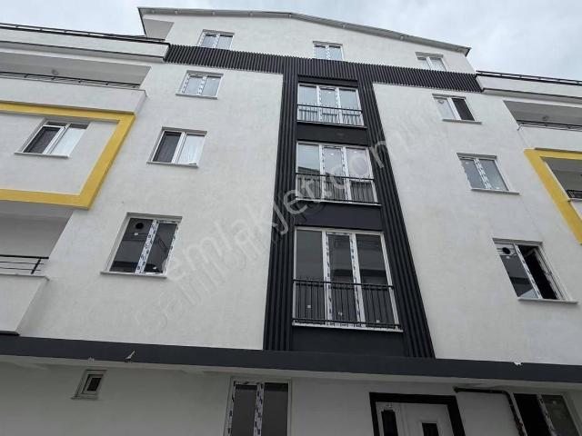 İzmit, Kocaeli içerisinde satılık mülk