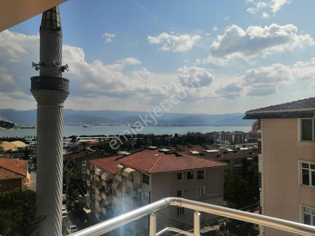 İzmit, Kocaeli içerisinde satılık mülk