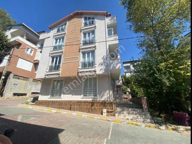 İzmit, Kocaeli içerisinde satılık mülk