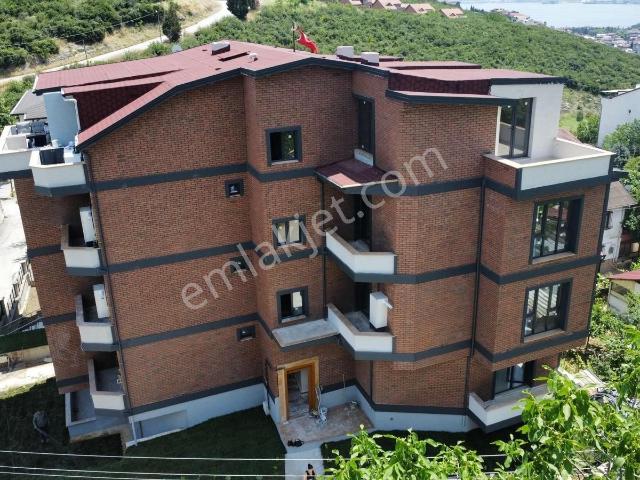 İzmit, Kocaeli içerisinde satılık mülk
