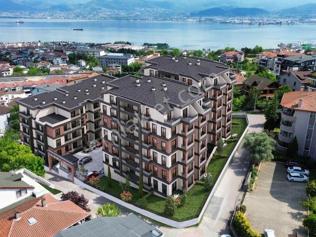 İzmit, Kocaeli içerisinde satılık mülk