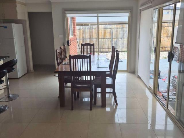 Room for rent in Camerons Creek, Victoria