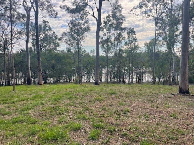 Cottage for sale in Kurwongbah, Greater Brisbane