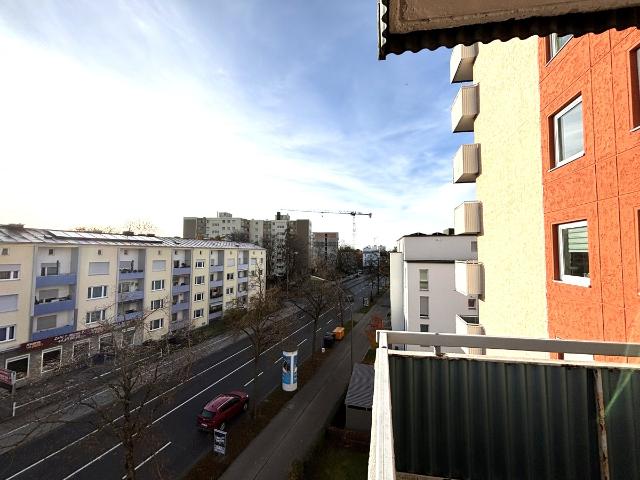 Wohnung kaufen in Haunstetten-Siebenbrunn, Augsburg