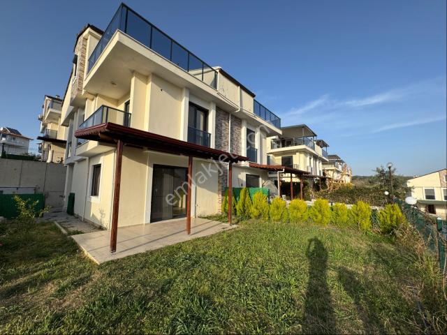 Kuşadasi, Aydin içerisinde satılık Villa
