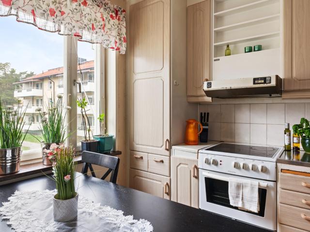 Bostad till salu i Hallstavik, Stockholm