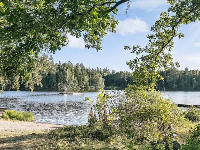 Tomt till salu i Uppsala