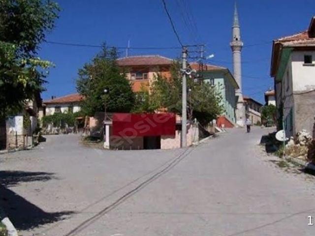 Çerte, Emet içerisinde satılık Arsa