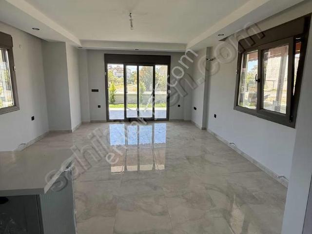 Ayvalik, Balikesir içerisinde satılık Villa