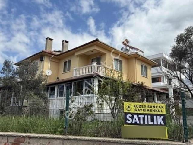 Ayvalik, Balikesir içerisinde satılık Villa