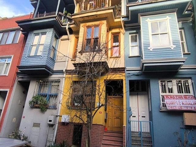 Üsküdar, İstanbul içerisinde satılık Villa