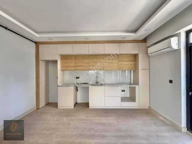 Antalya, Muratpaşa içerisinde kiralık mülk