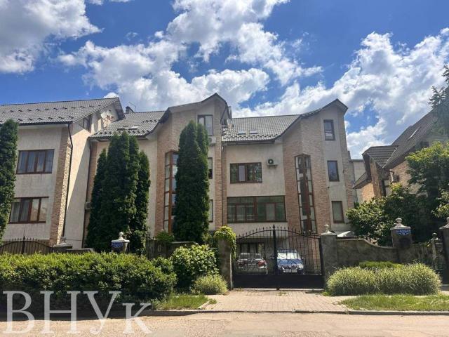 Квартира продажа в Черновцах