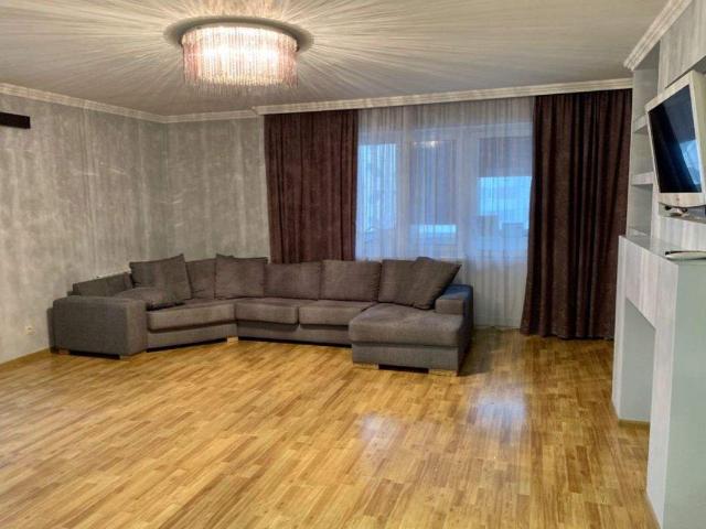 Квартира аренда в Позняки, Романкове