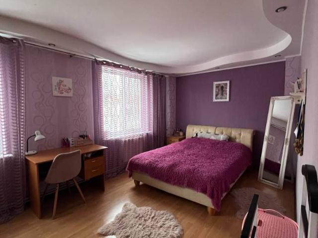 Квартира продажа в Великодолинском, Днепропетровской области