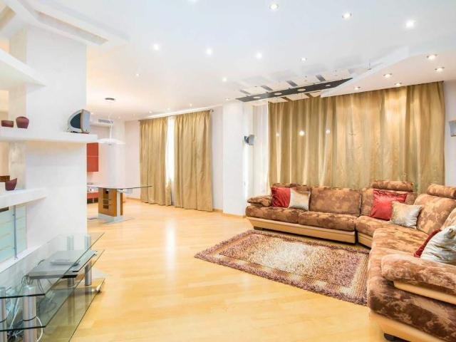 Квартира продажа в Романкове