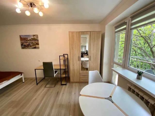 Квартира продажа в Малиновский, Великодолинском