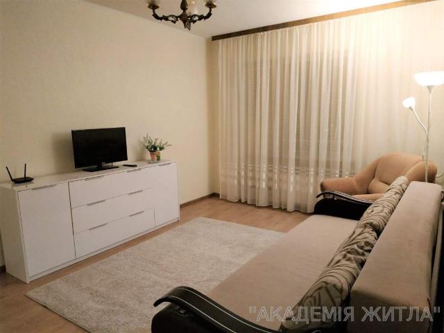 Квартира аренда в Оболонь, Романкове