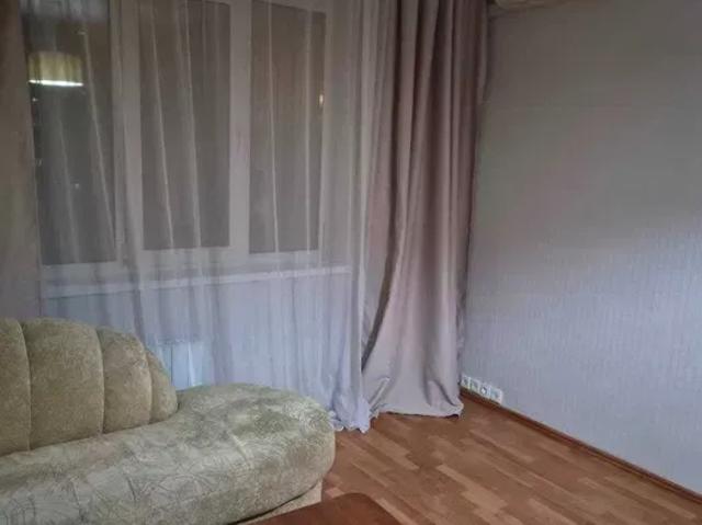 Квартира аренда в Позняки, Романкове