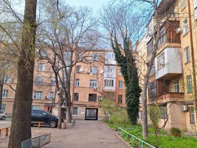 Квартира продажа в Великодолинском, Днепропетровской области