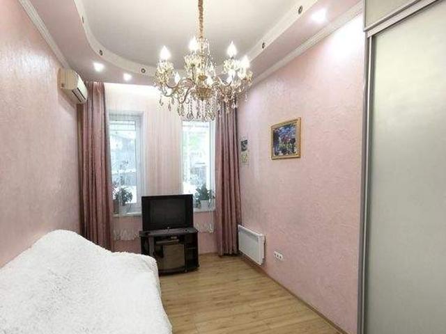 Квартира продажа в Великодолинском, Днепропетровской области