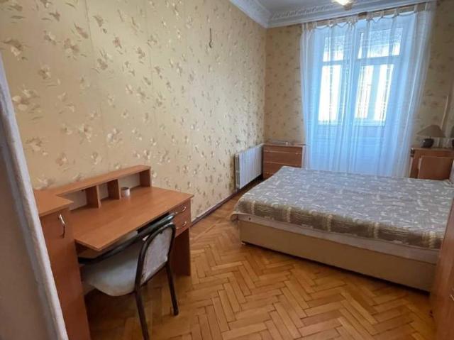 Квартира продажа в Великодолинском, Днепропетровской области
