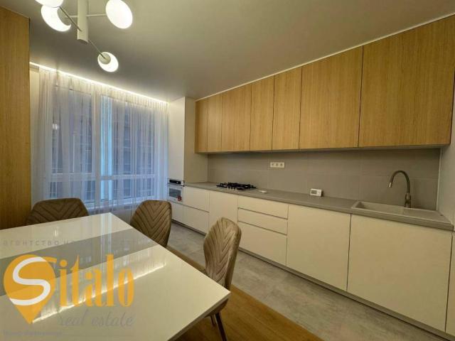 Квартира продажа в Рінь, Івано-Франківськ