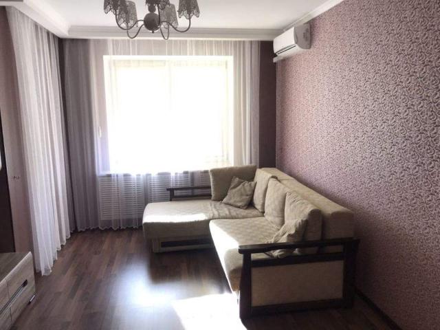 Квартира аренда в Позняки, Романкове