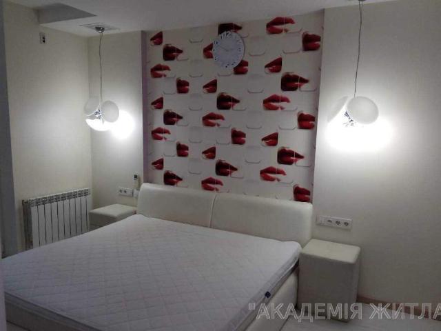 Квартира аренда в Позняки, Романкове