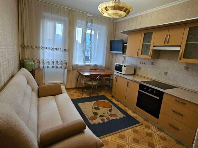 Квартира аренда в Романкове
