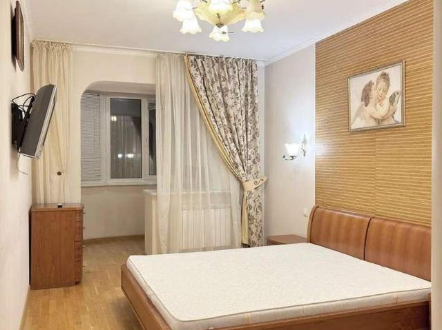 Квартира аренда в Позняки, Романкове