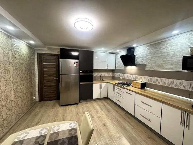 Квартира продажа в Луцке