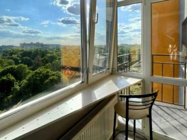 Квартира продажа в Привокзальный, Леськах