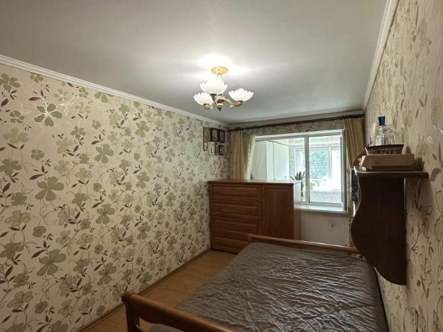 Квартира продажа в Великодолинском, Днепропетровской области