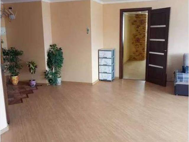 Квартира продажа в Леськах