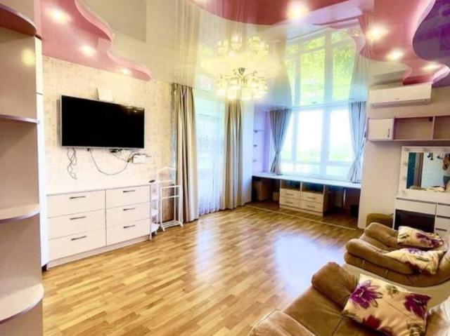 Квартира продажа в Великодолинском, Днепропетровской области
