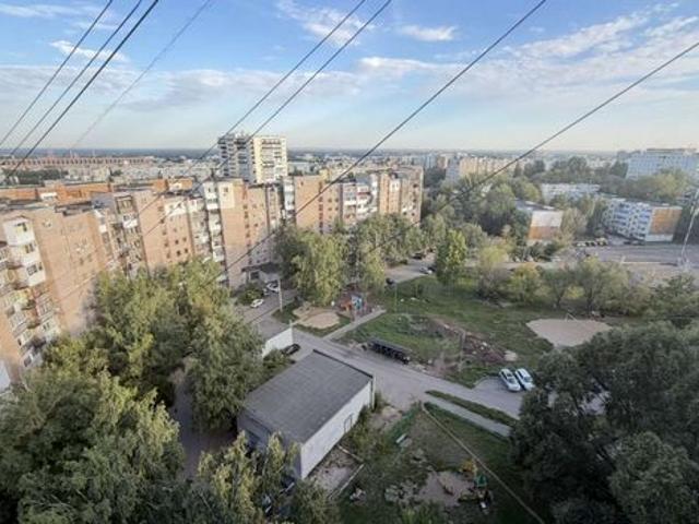 Квартира продажа в 15 микрорайон, Самара