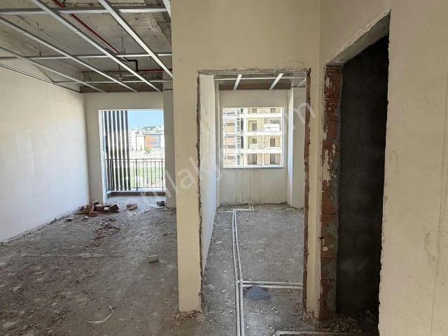 İzmit, Kocaeli içerisinde satılık mülk