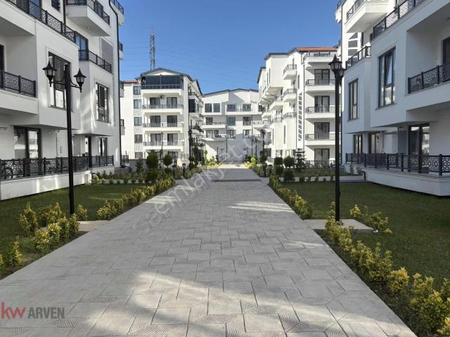 Gölcük, Kocaeli içerisinde satılık mülk