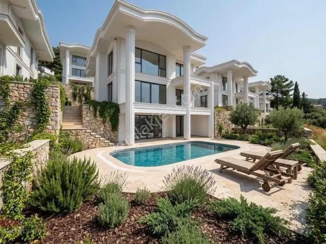 Başiskele, Kocaeli içerisinde satılık Villa
