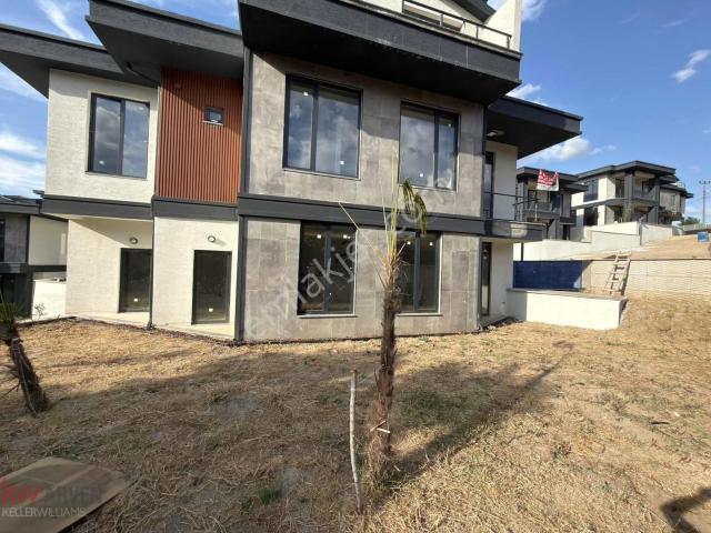Başiskele, Kocaeli içerisinde satılık Villa