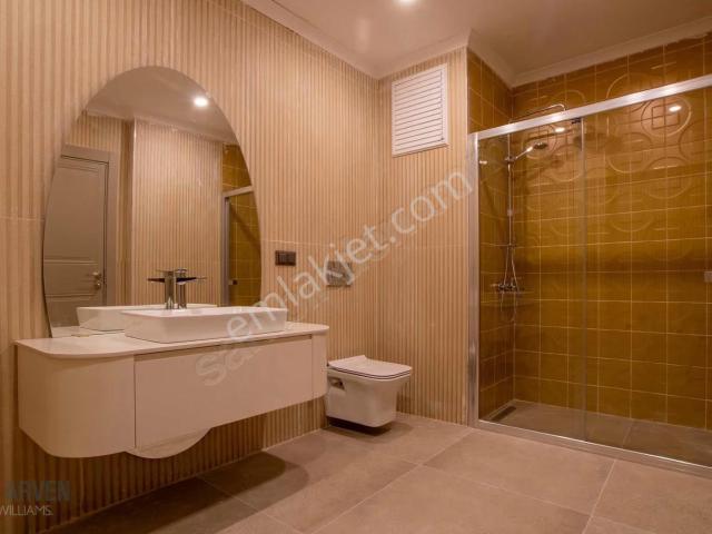 İzmit, Kocaeli içerisinde satılık Villa
